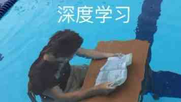 男子带着全家游玩，在一条小河七星漂钓条巨青，儿子兴奋得嗷嗷叫